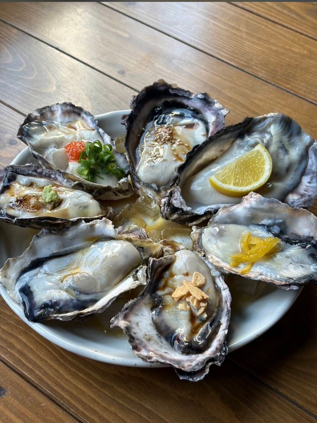 難波上陸！夏に生牡蠣！？イザカヤキツネの必食常識破壊🦪✨