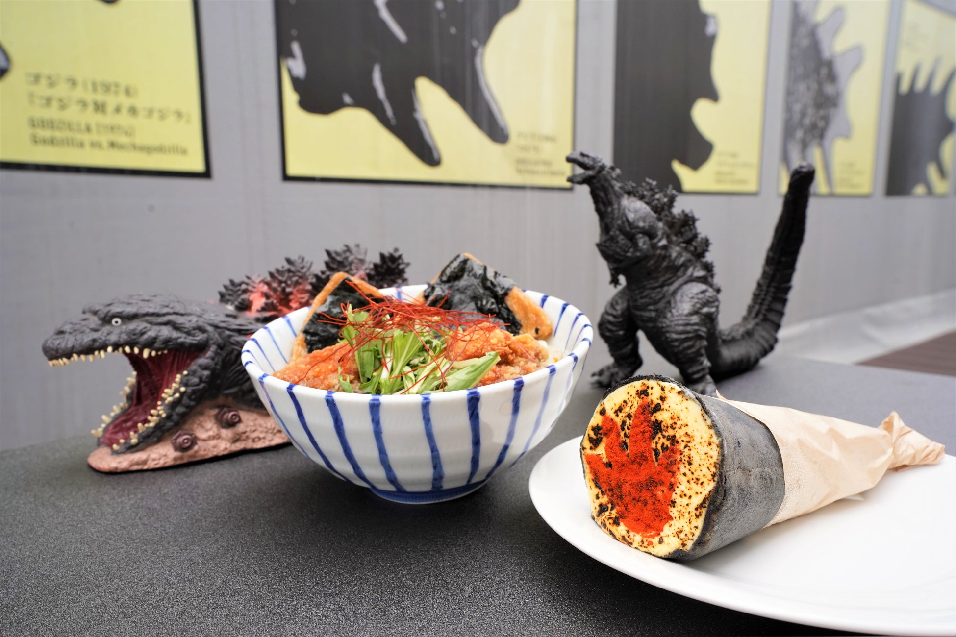 激ウマ確定!ゴジラ夏限定コラボ飯!冷やし麺&復刻クレープ🤤