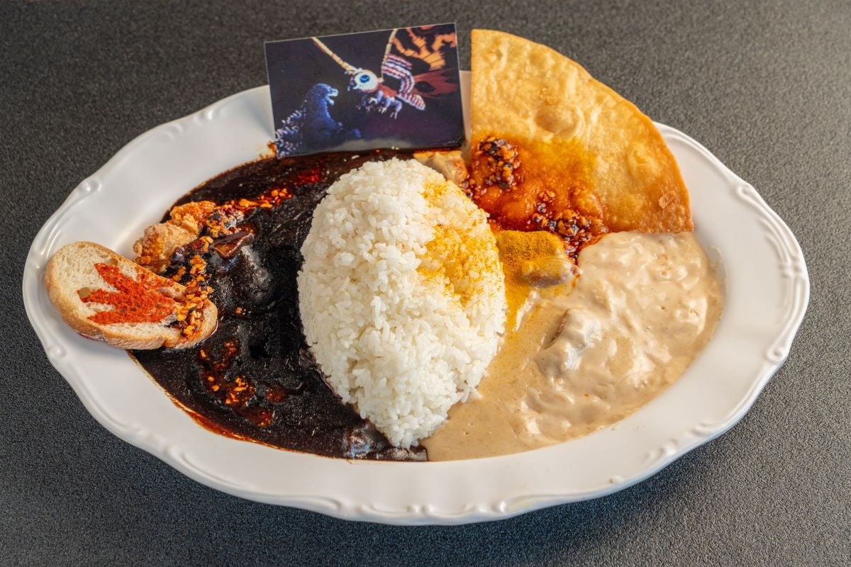 激ウマ確定!ゴジラ夏限定コラボ飯!冷やし麺&復刻クレープ🤤