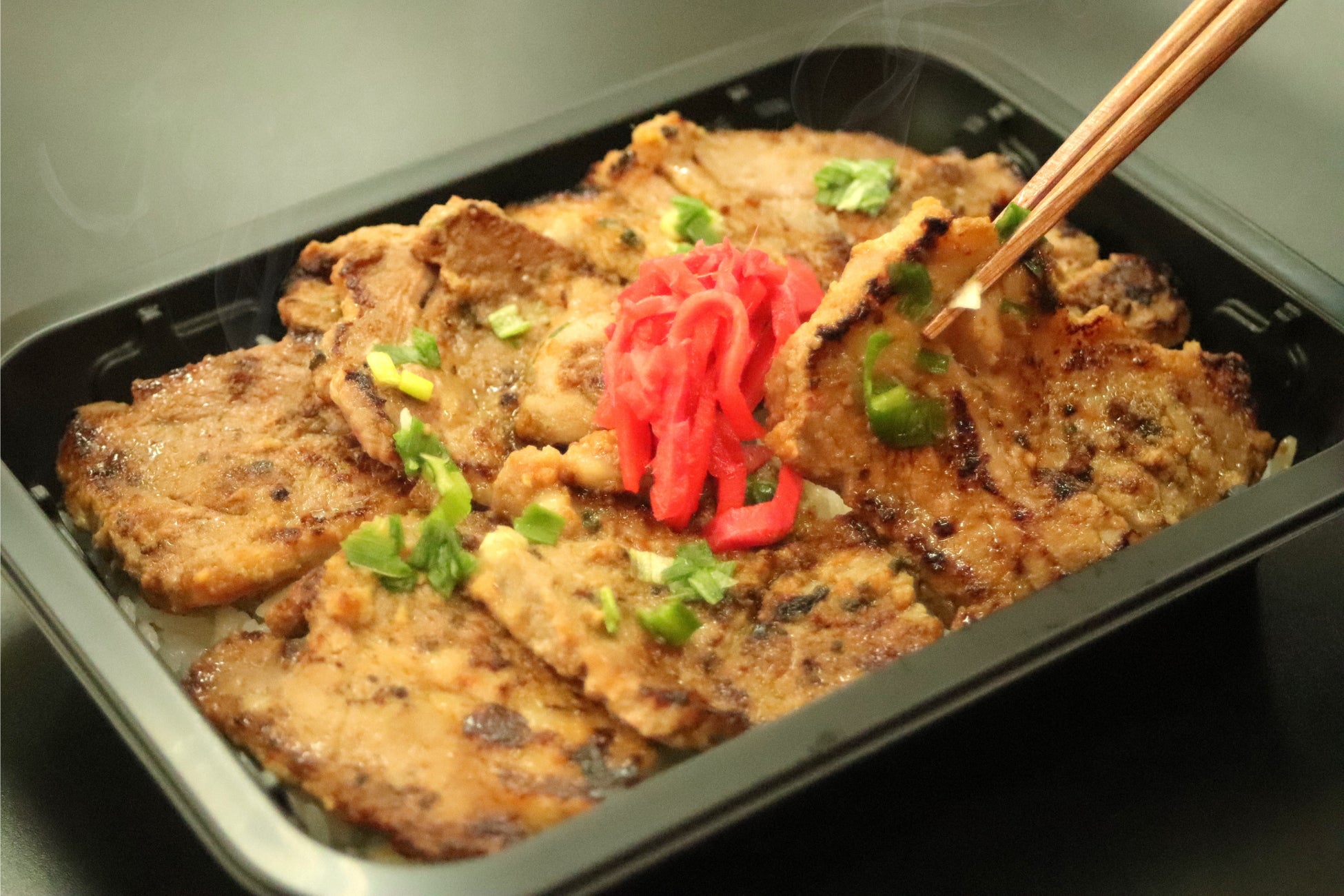 老舗「東山食堂」秘伝の冷凍焼肉弁当が必食!激ウマ確定🤤🔥