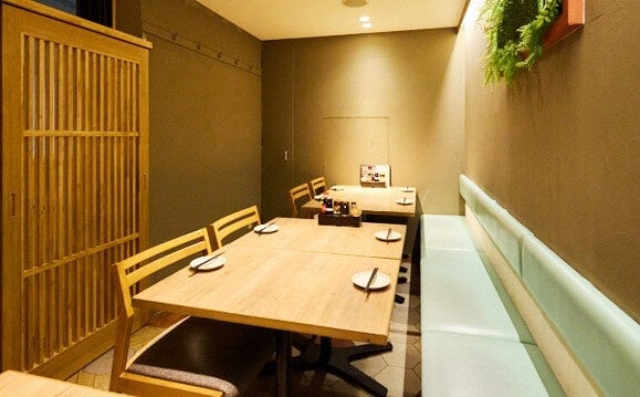 1日3組限定!池袋じげもんとんの生牡蠣食べ放題が激ウマ確定🤤