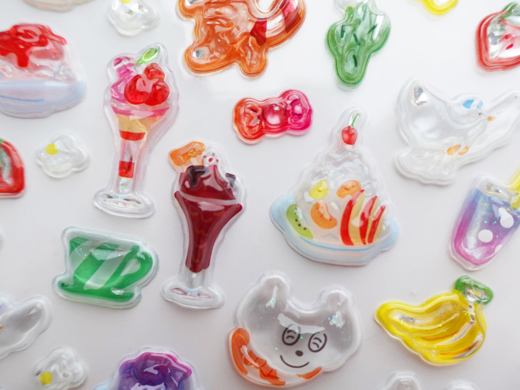 ココス人気キャラシール！超話題の限定品✨GET必至💖