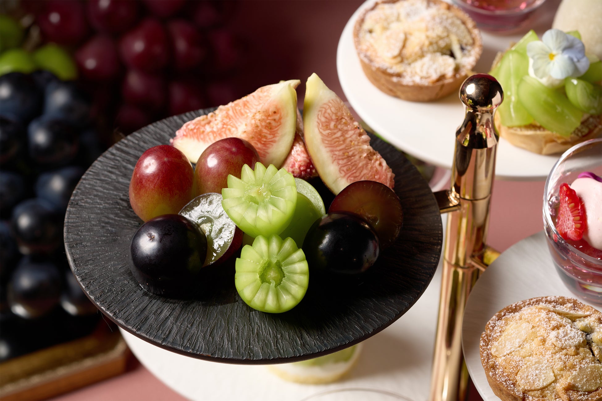 老舗DEKの国産ぶどうAT！旬の食べ比べが激ウマ確定🍇