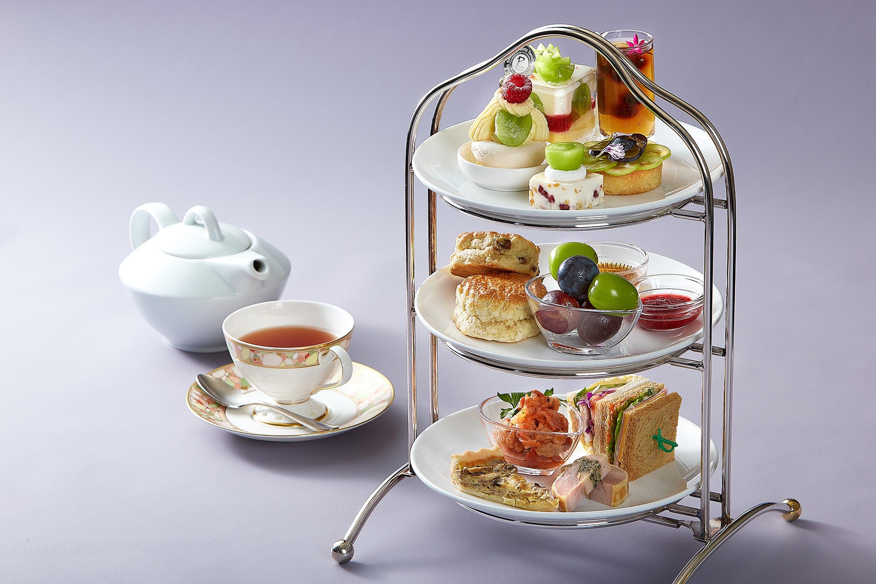 水戸プラザ「本多ぶどう園」旬ぶどう贅沢アフタヌーンティー必食