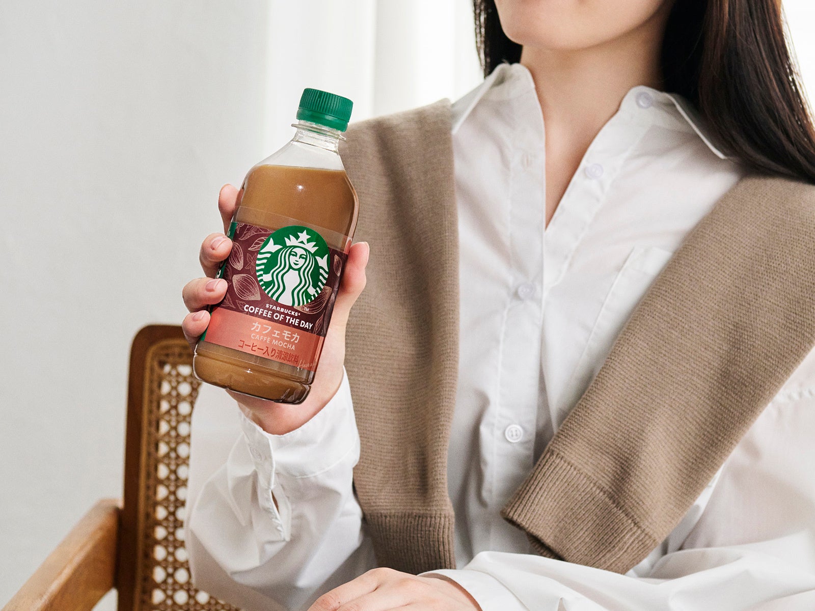 速報！スタバ新作カフェモカ、大人味で激ウマ確定☕️✨