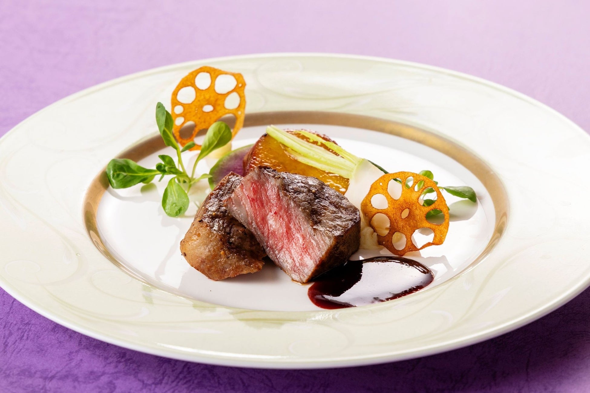 新宿ワシントンホテル「秋ディナー」贅沢確定！佐賀牛＆オマール
