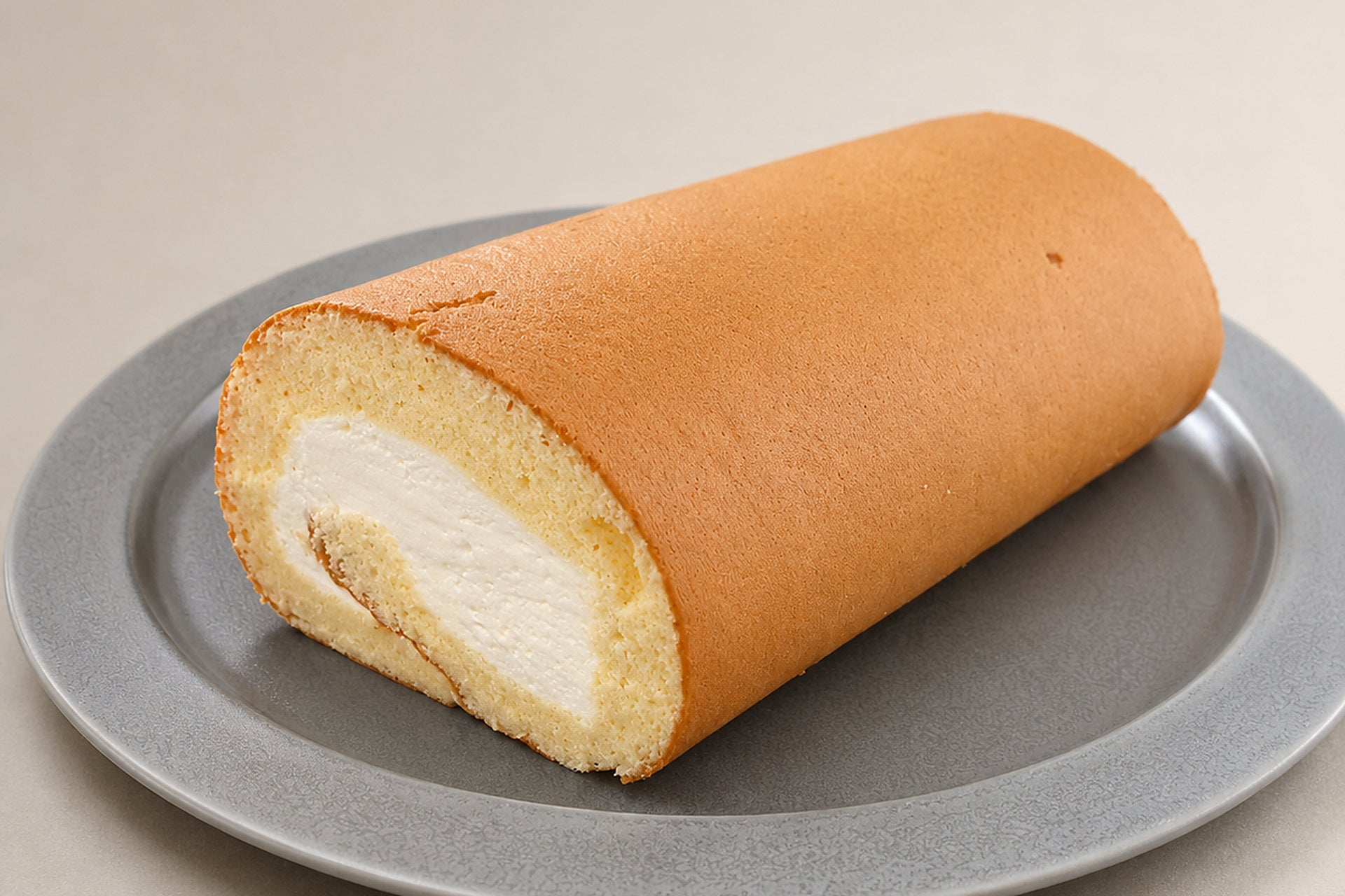7分で完売！まだ“土台”のロールケーキが激ウマ確定！🍰