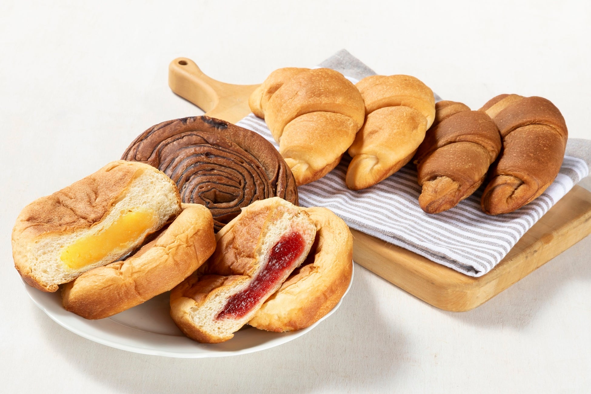 コモのパン、AIで激ウマ確定！？未来の必食パン🍞