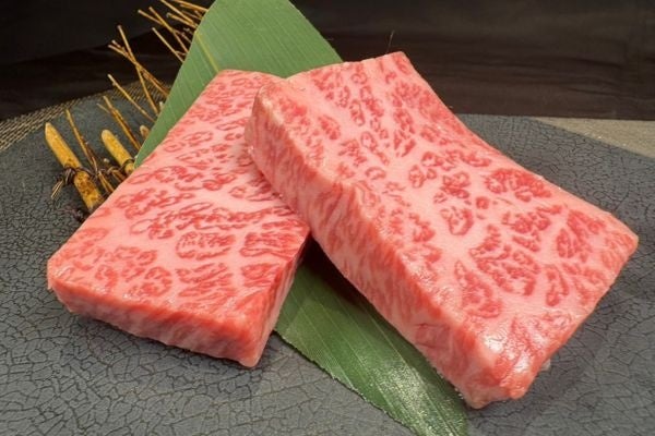 【超話題】松永和牛カレー500円！銀座でこの価格はありえない