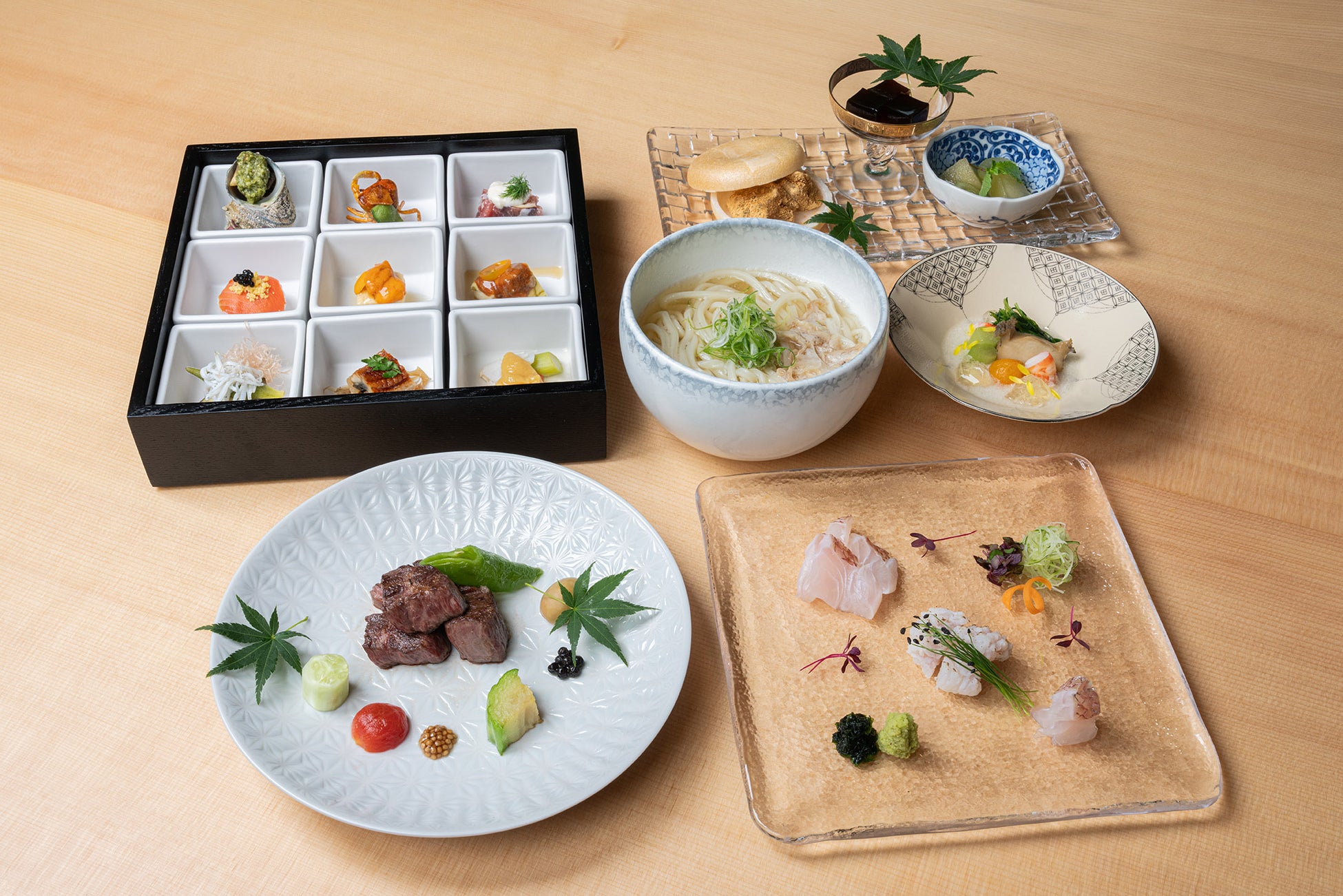 教科書会社が麻布十番に⁉️うどん割烹「ぼけかす」が激ウマ確定