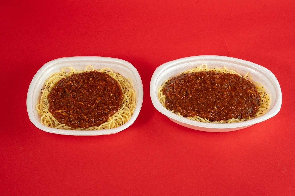 ムー×増量ハムサンド！デカすぎ伝説が激ウマ爆売れ😋
