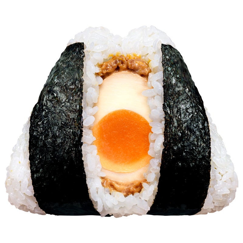 ファミマ超話題！ぼんご監修「熱闘おむすび」どっち必食？🍙👑