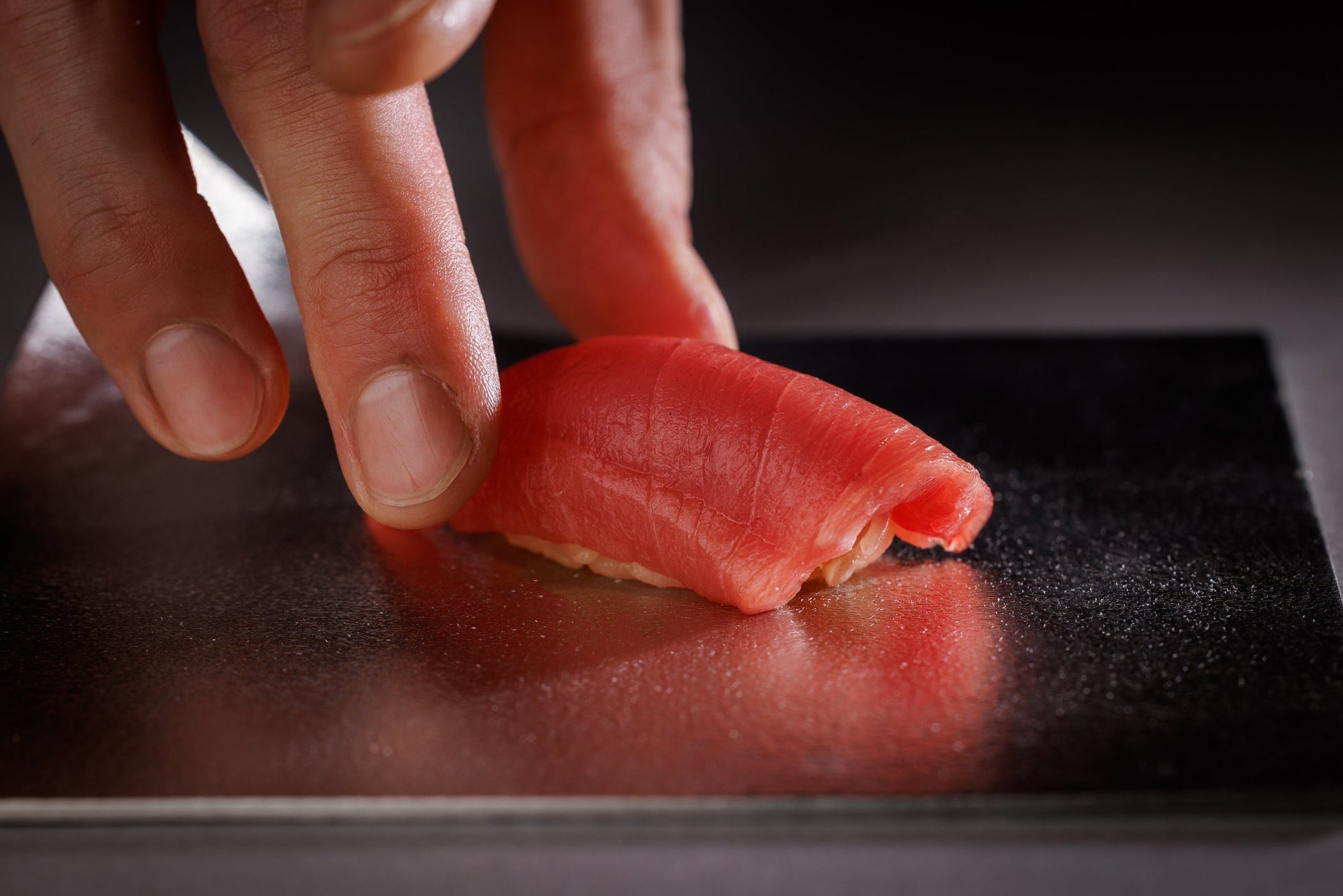 六本木2万人超が熱狂！消えない鮨15品4500円🍣必食