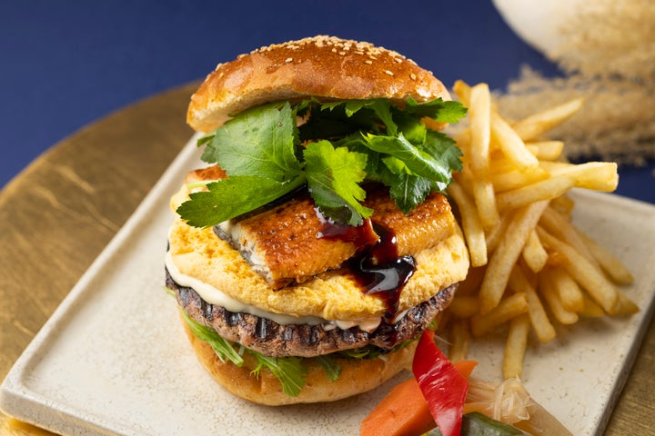 新大阪LAVAROCKの「鰻たま」は必食！🍔🌕