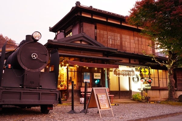 鉄道宿ぽっぽやの必食グルメ！撮り鉄旅の隠れた逸品🚃✨