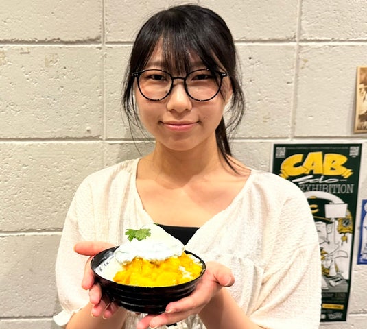 カレー屋発！大学生考案「ラッシーかき氷」🍧残暑に必食の激ウマ
