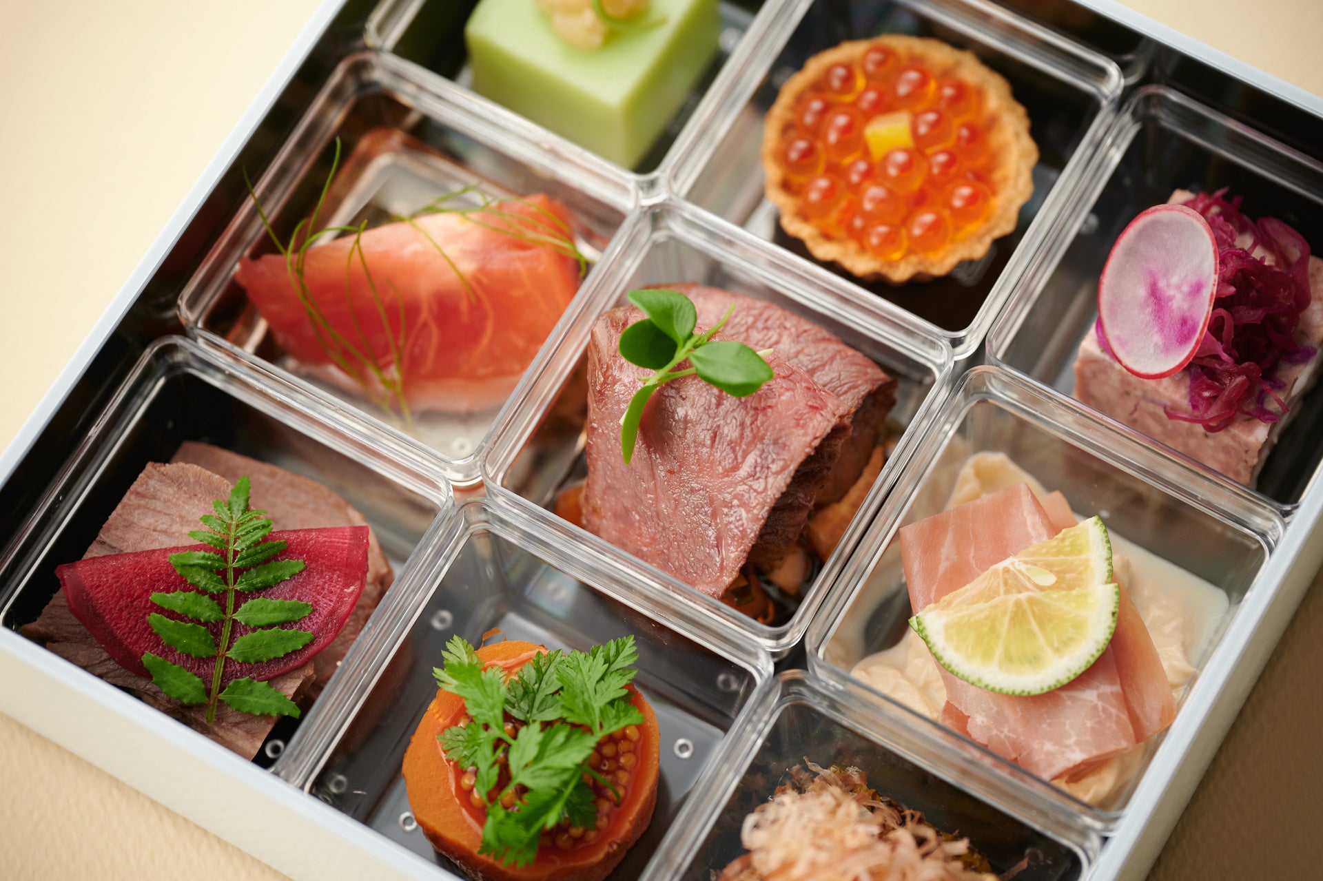 梅小路ポテル「激ウマ会席お重」！30食限定は必食😋✨