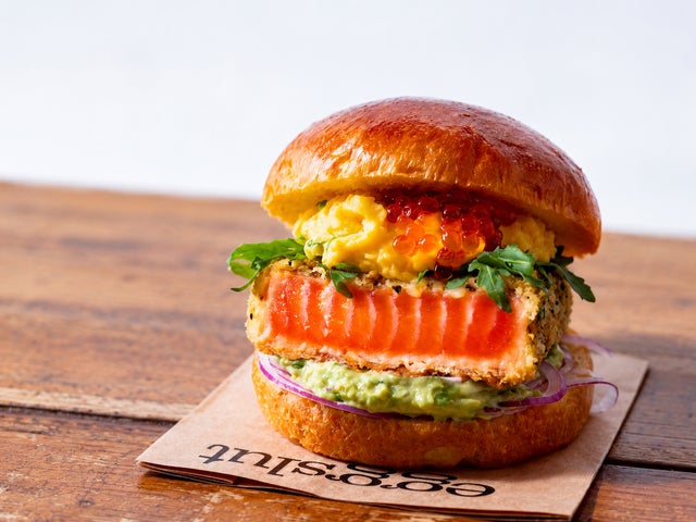 超話題！eggslutの激ウマ！サーモンレアかつ9/15🥚✨