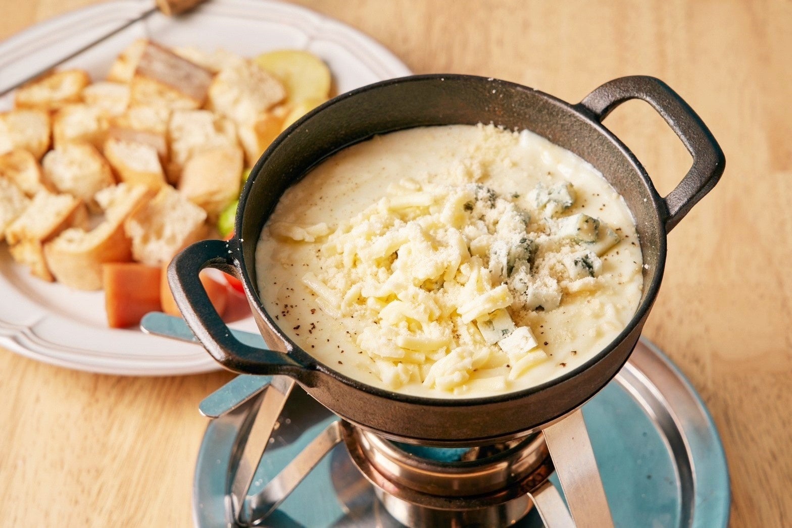 松本に神コスパ店爆誕!原価ドリンク×チーズ🧀🥂