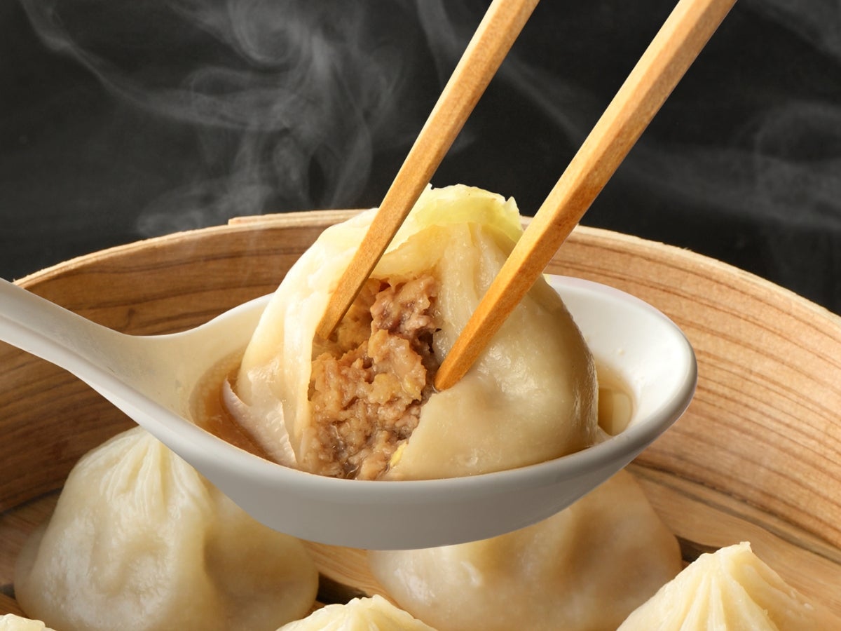 必食！ニラックス夜もランチ料金食べ放題は超話題🎉