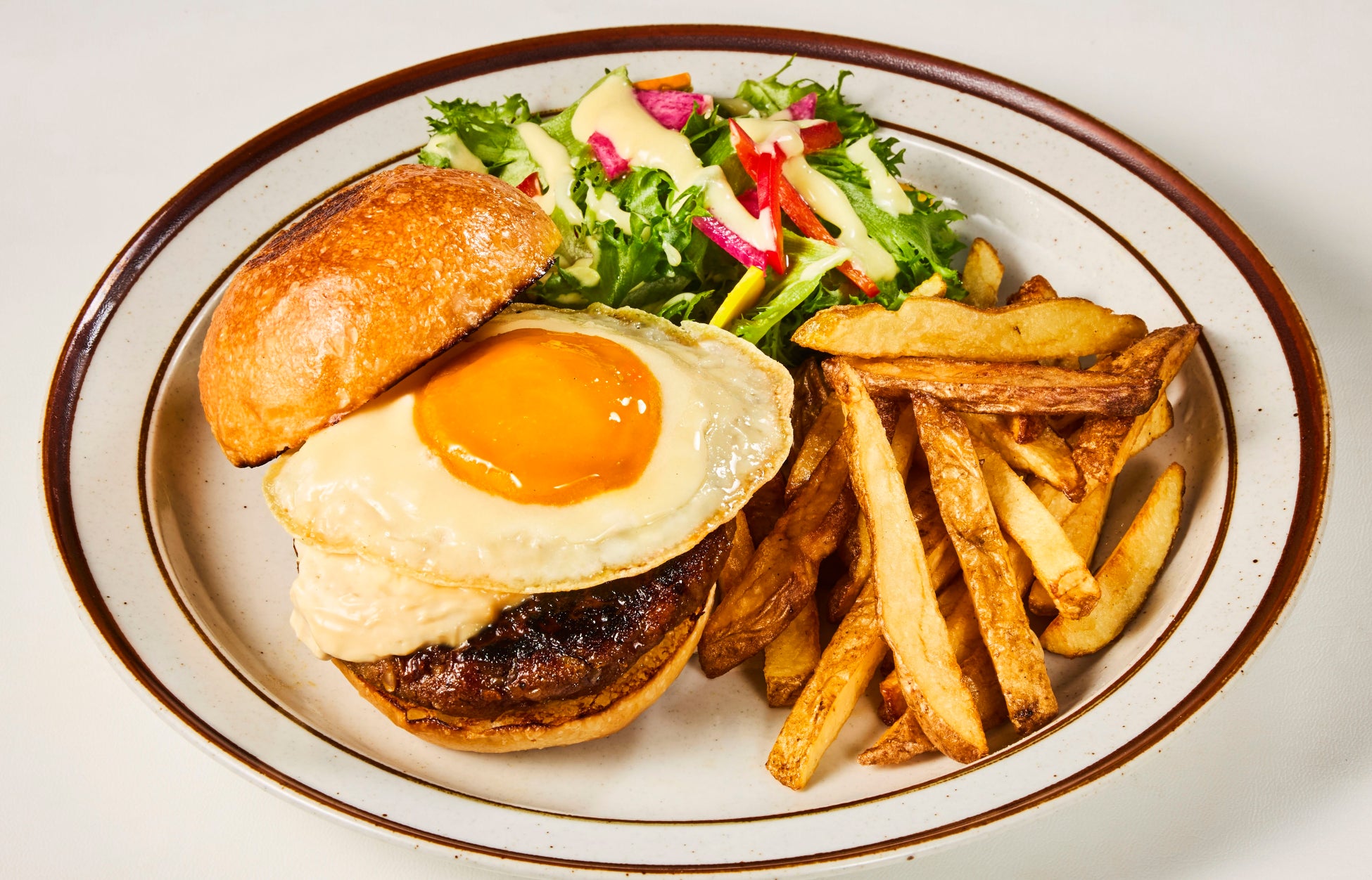 月見の常識破壊!てりやき月見バーガーは激ウマ確定🍔✨
