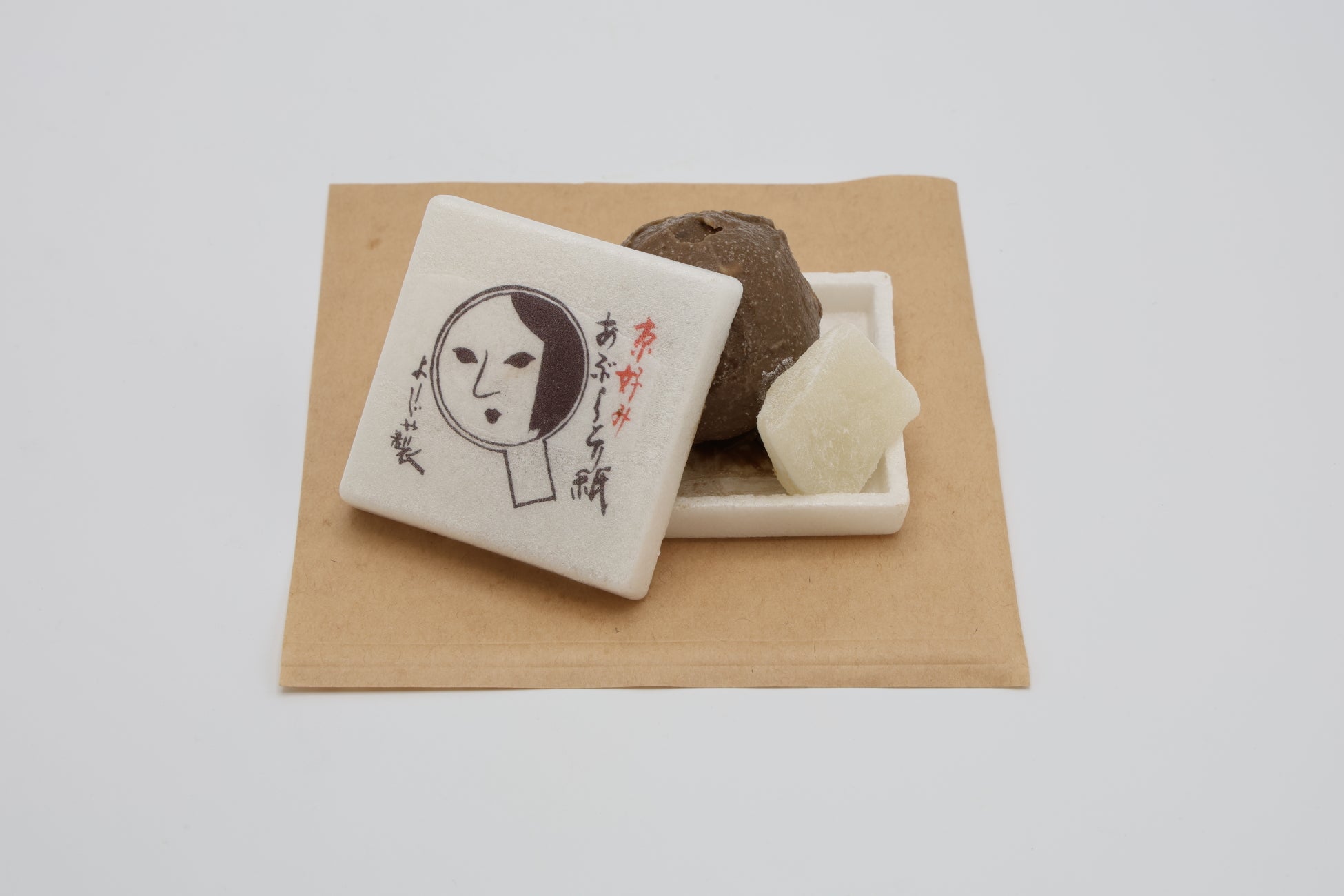 よーじやの「食べるあぶらとり紙」⁉️嵐山限定スイーツが激ウマ