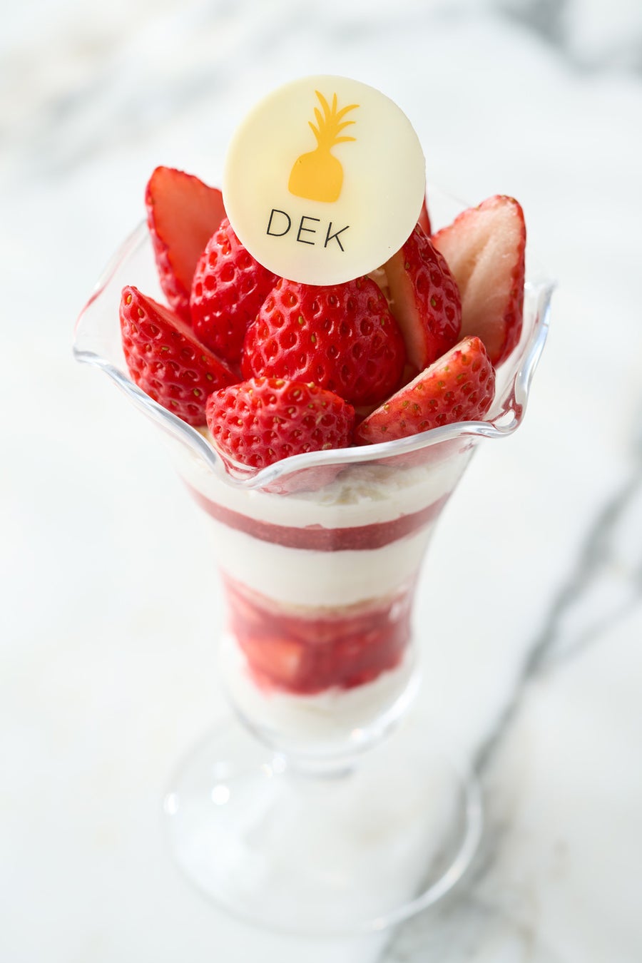 DEKの希少東京いちご新作！激ウマ確定🍓👑