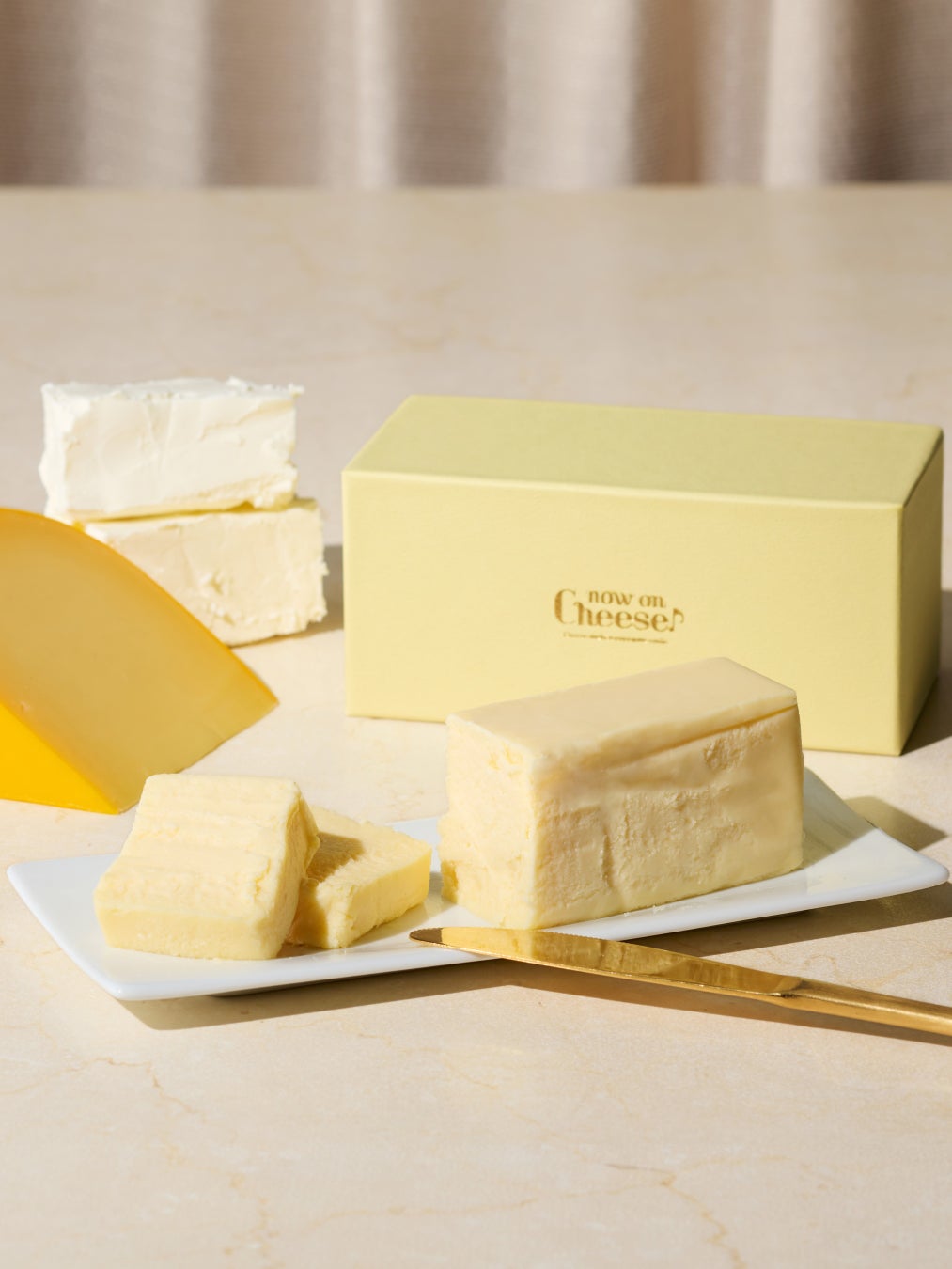 Now on Cheese♪秋限定！安納芋チーズサンドは必食
