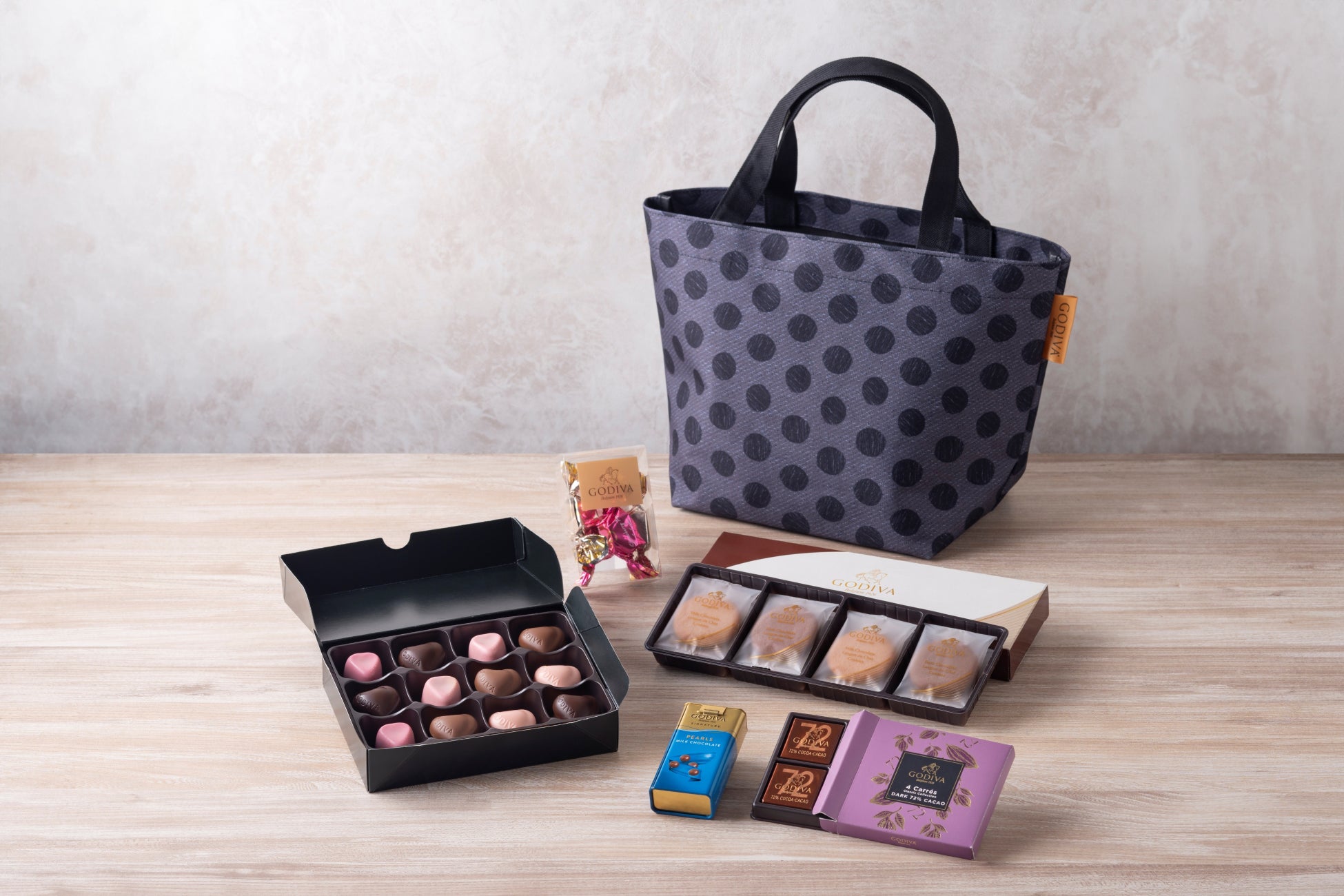 ゴディバ黒バッグ必食！超話題のBF限定🛍️🍫