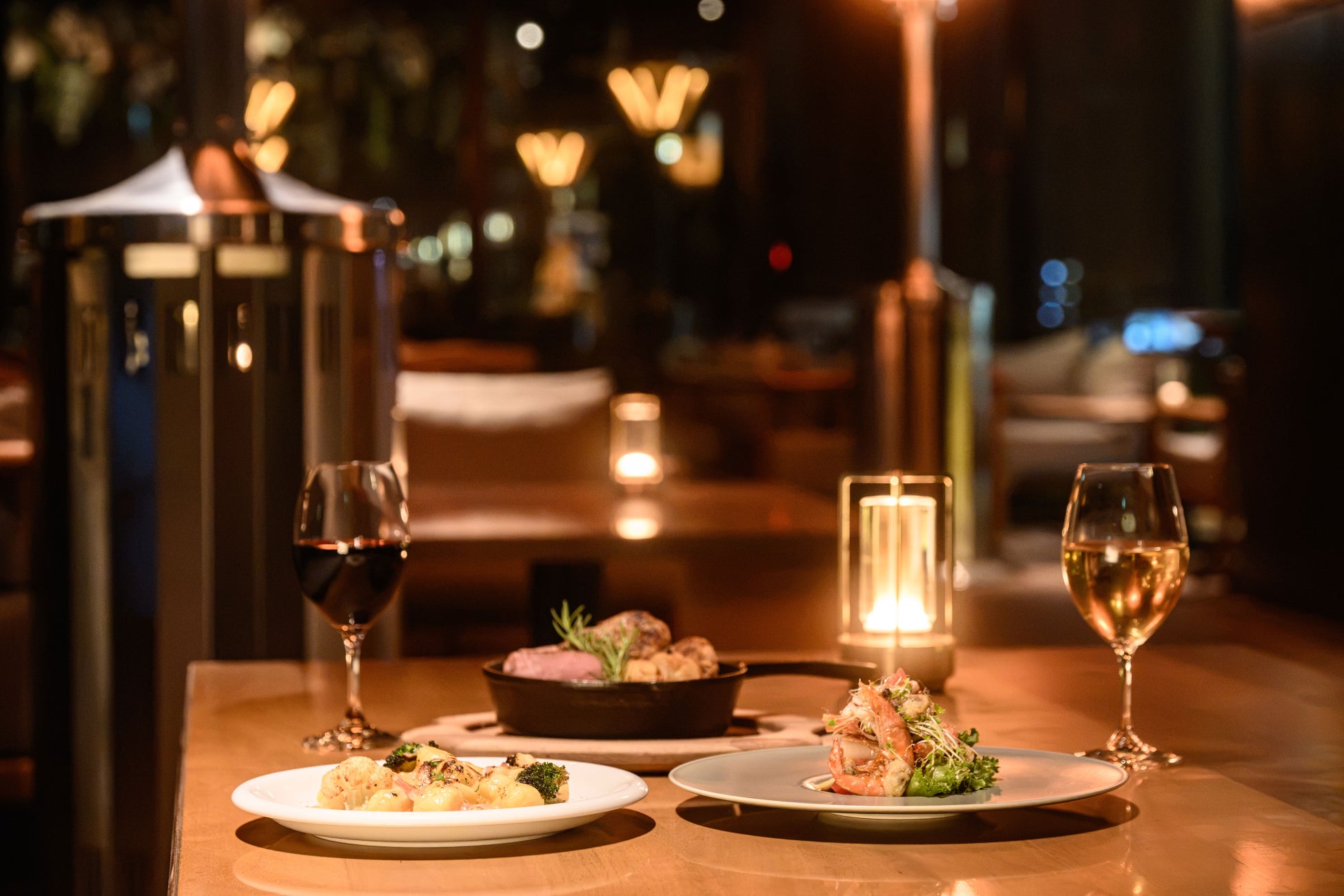 名古屋夜景!「泡と風のテラス」激ウマ料理&飲み放題が超話題🥂