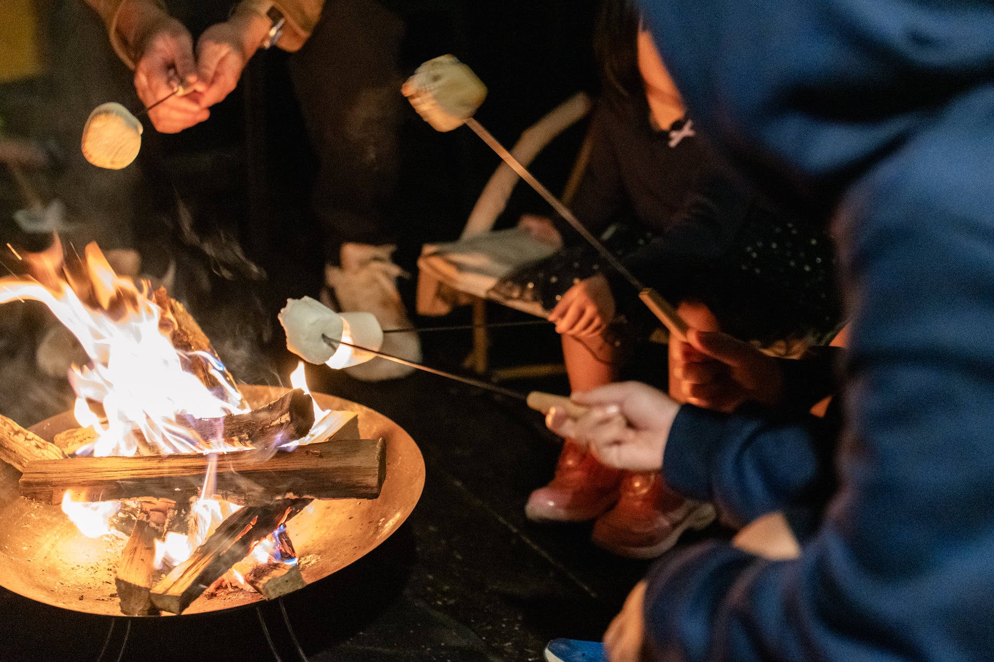 必食！冬の宍粟とろろ牡丹鍋グランピング🍲本日予約開始！温泉焚