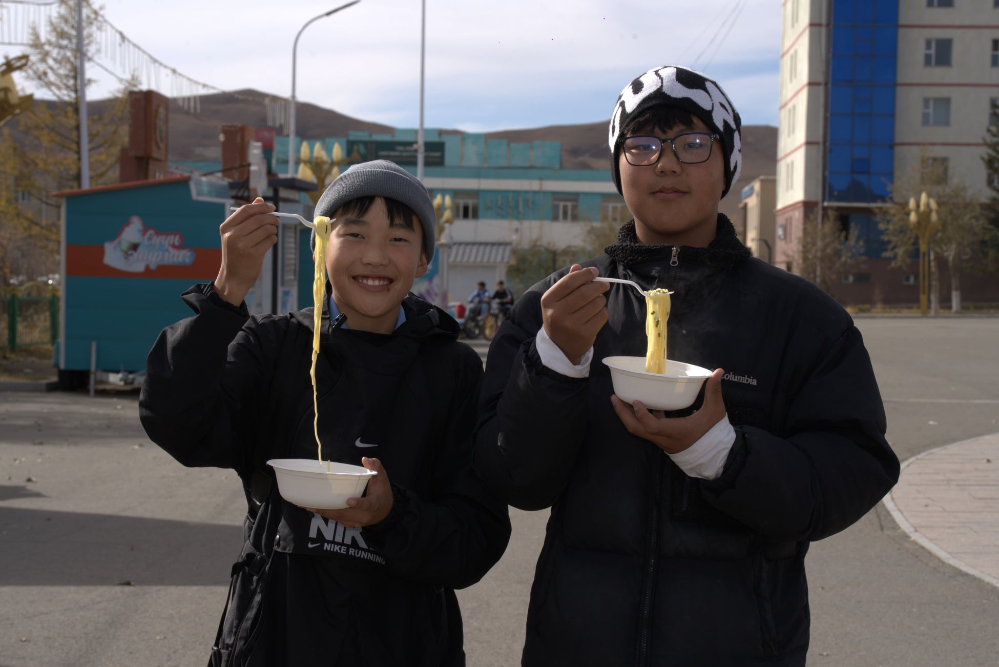 モンゴルへ豚骨ラーメン上陸！11月超話題🍜激ウマ確定！🇲🇳